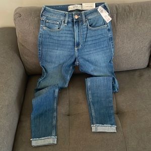 Hollister curvy high rise super skinny jeans size 4R